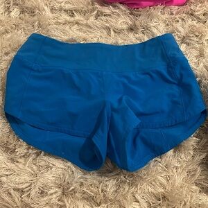 blue lululemon speed up shorts 2.5 size 2